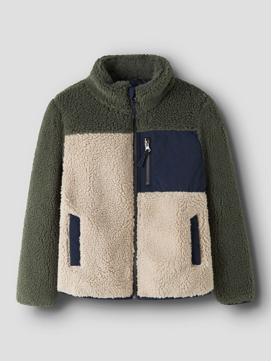 Teddyfleece Jacke für Kinder von NAME IT bei Bärechind Winterthur Zürich Schweiz kaufen, grün beige Farbblock