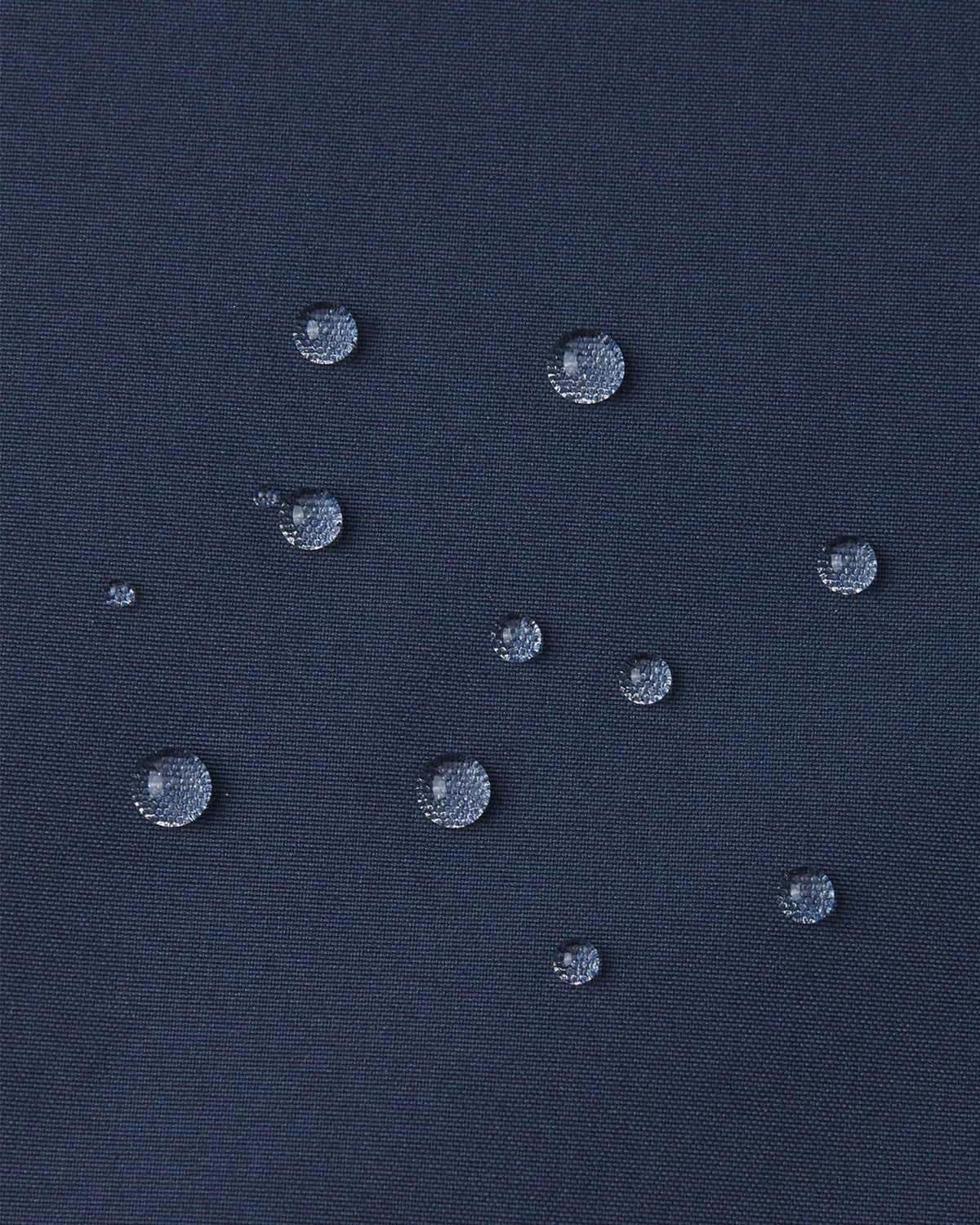 Wasserabweisendes ReimaTec Material der Kaura Regenhose Navy bei Bärechind
