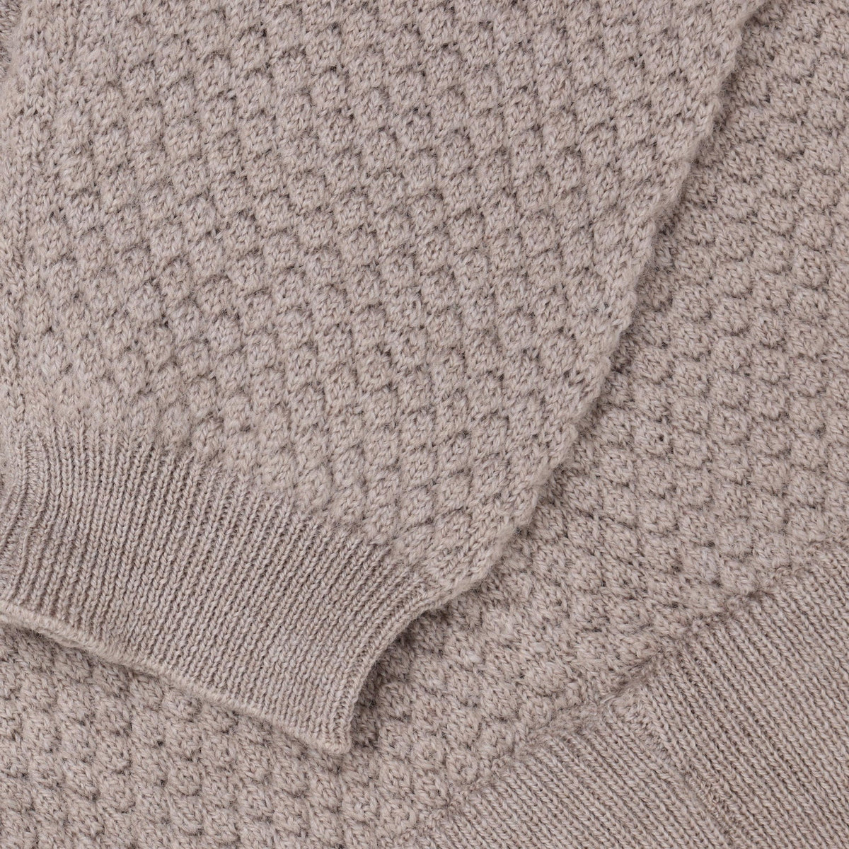 Nahaufnahme Strickmuster und Bund CeLaVi Leggings Mocha Meringue Melange