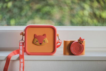 Silikon Tasche im Fuchs-Design für die Zoofamily Kinderkamera, erhältlich bei Bärechind Winterthur.