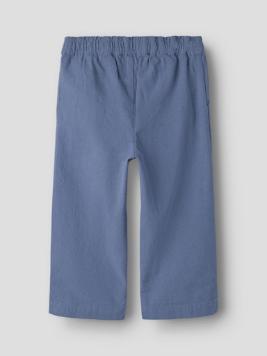 Leichte Kinderhose aus 100% Baumwolle in Blau Rückansicht von NAME IT im Bärechind Winterthur Zürich Schweiz kaufen