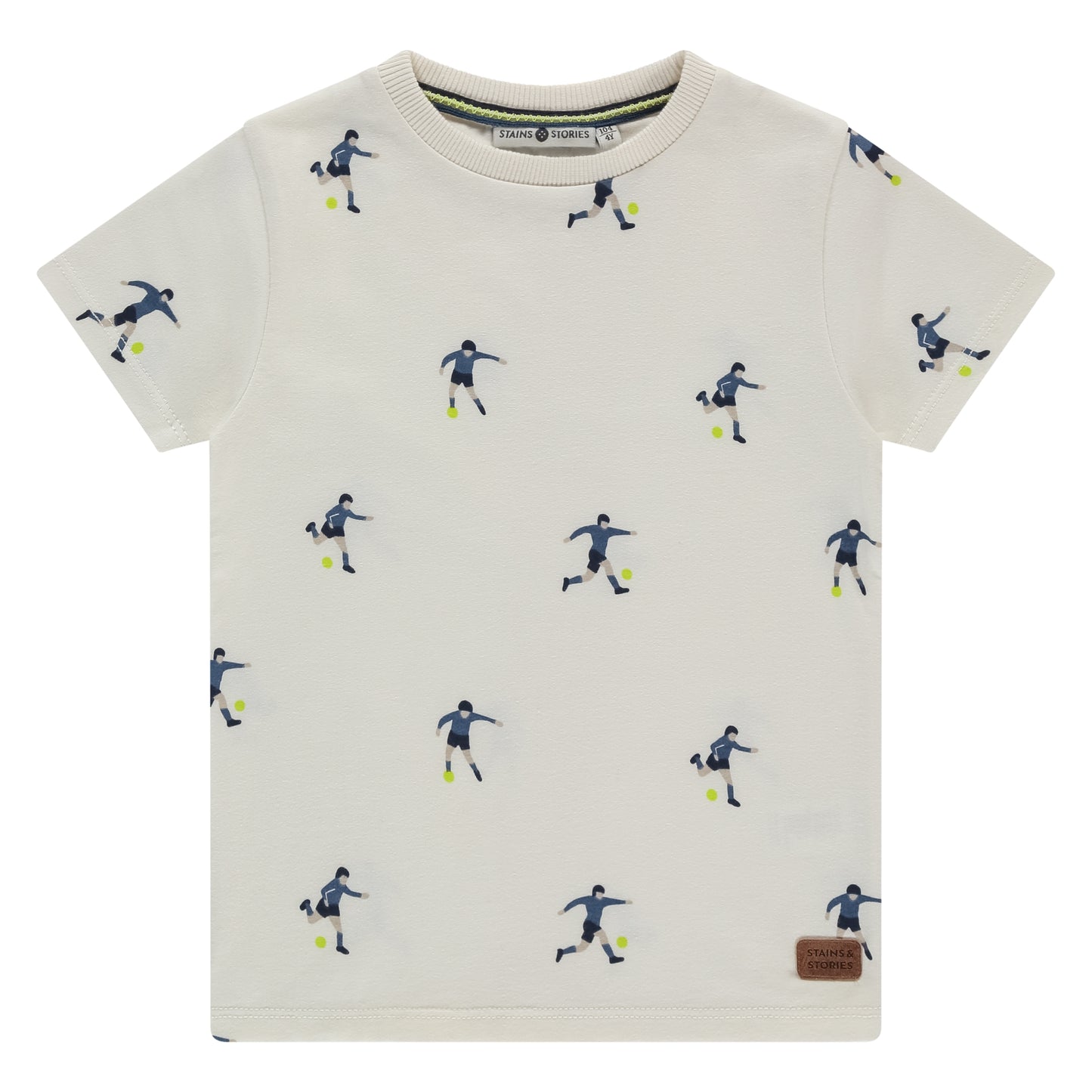 Boys T-Shirt Off White mit Fussball Print von Stains and Stories nachhaltige Kindermode Kinderladen Winterthur