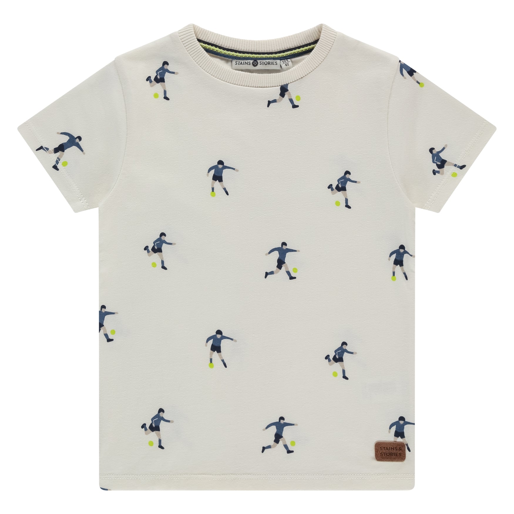 Boys T-Shirt Off White mit Fussball Print von Stains and Stories nachhaltige Kindermode Kinderladen Winterthur