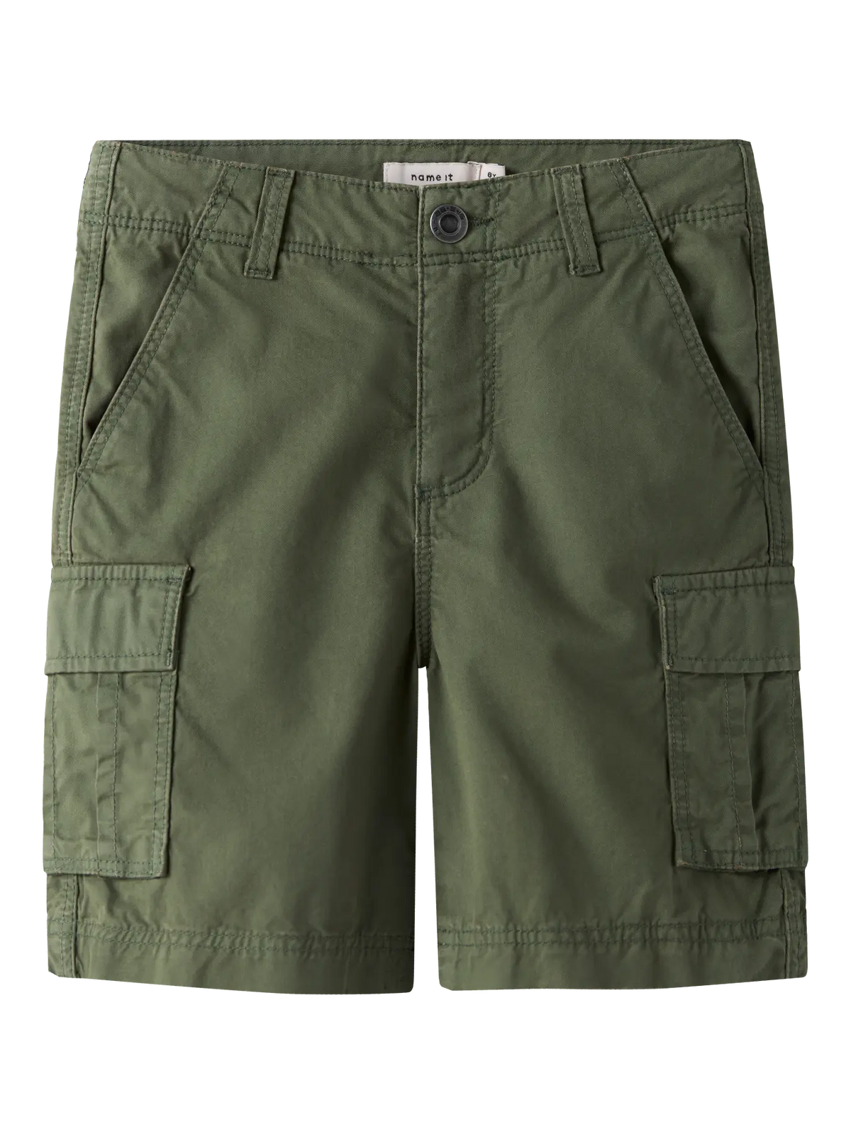 Olivgrüne Cargoshorts aus Baumwolle mit Seitentaschen, erhältlich bei Bärechind in Winterthur, Zürich, Schweiz