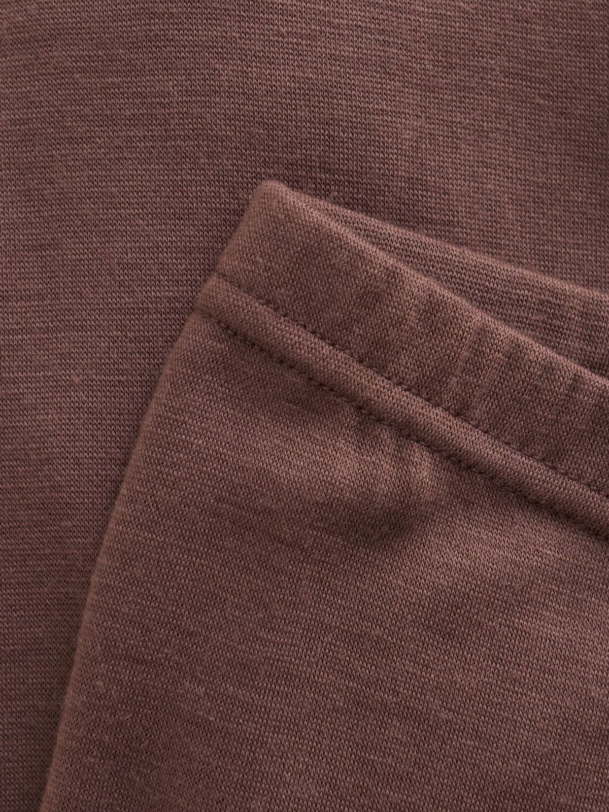Detailansicht des weichen Merinowoll-Stoffs der CeLaVi Leggings – Bärechind Winterthur, Zürich, Schweiz.