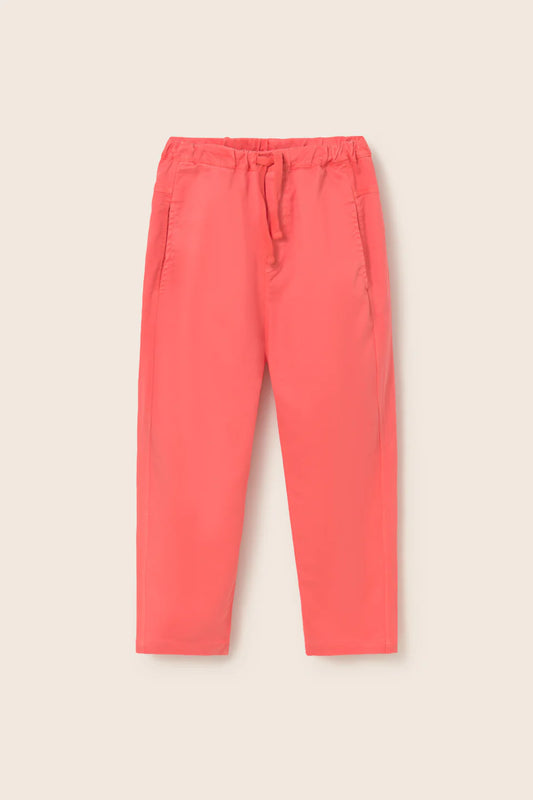 Rote Kinderhose Fabio aus elastischem Twill von Cozmo – bequeme Pull-On Pants im Bärechind Winterthur