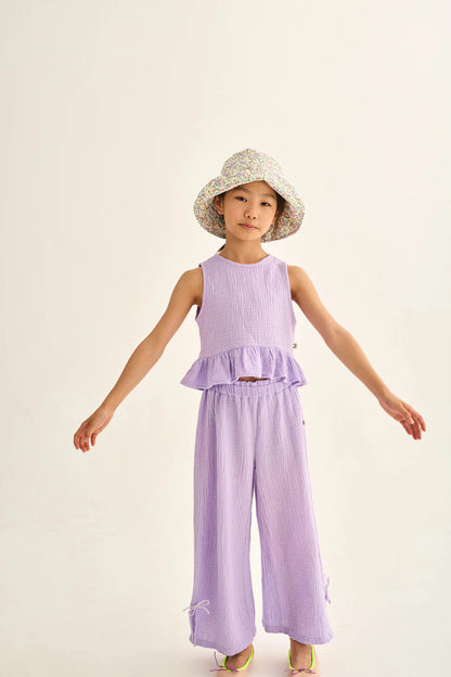 Violette Wide Pants aus Musselin von Cozmo – bequeme Kinderhose im Bärechind Winterthur