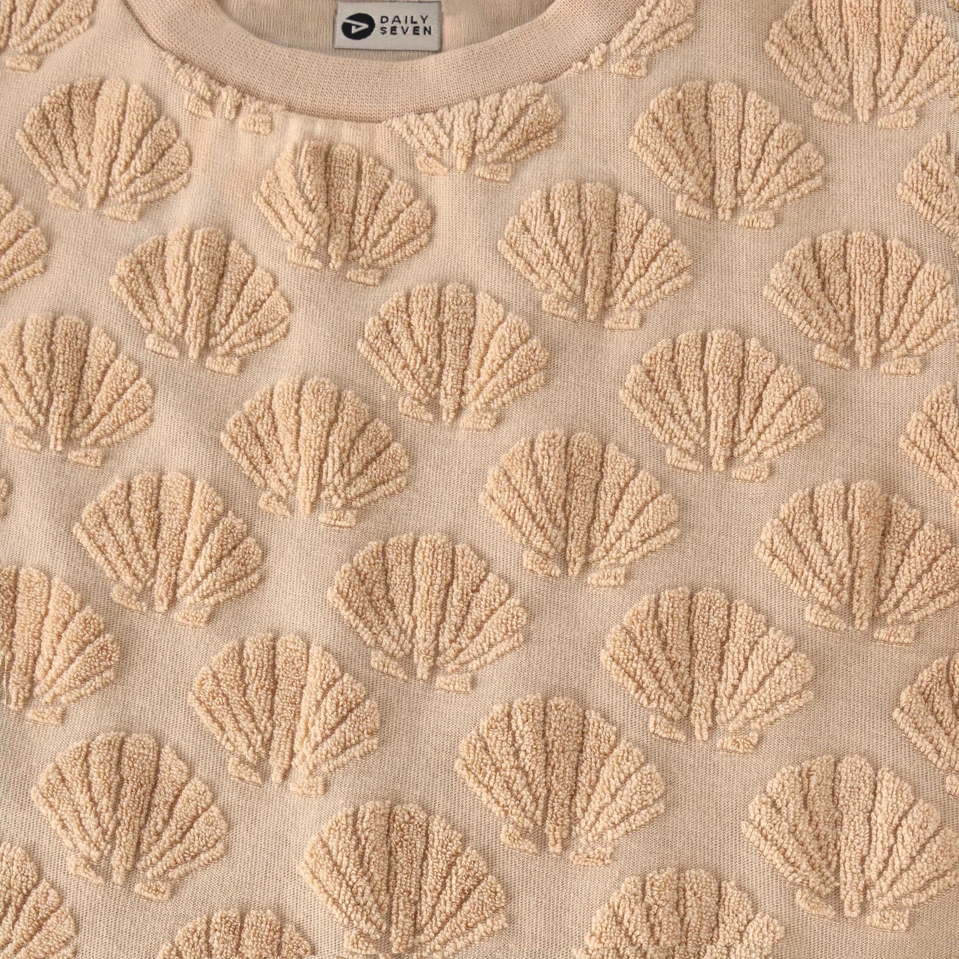 Detailaufnahme der Muschelstruktur beim Daily7Kids Frottee Kinder T-Shirt