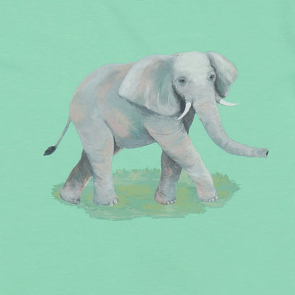 Detailaufnahme des Elefanten-Motivs auf einem Kinder-T-Shirt in Mintgrün aus Bio-Baumwolle.