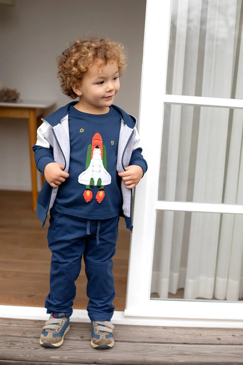 Enfant Terrible T-Shirt für Kita, Schule und Freizeit, bei Bärechind