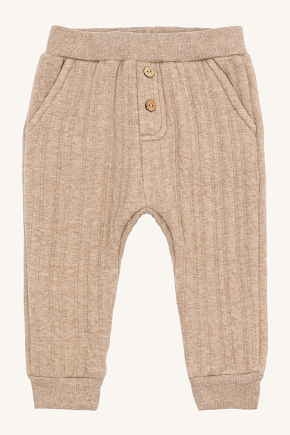 Kinderhose Gordon von Hust&Claire im gesteppten Look aus Bio-Baumwolle in Biscuit, erhältlich im Bärechind Winterthur, Zürich Schweiz