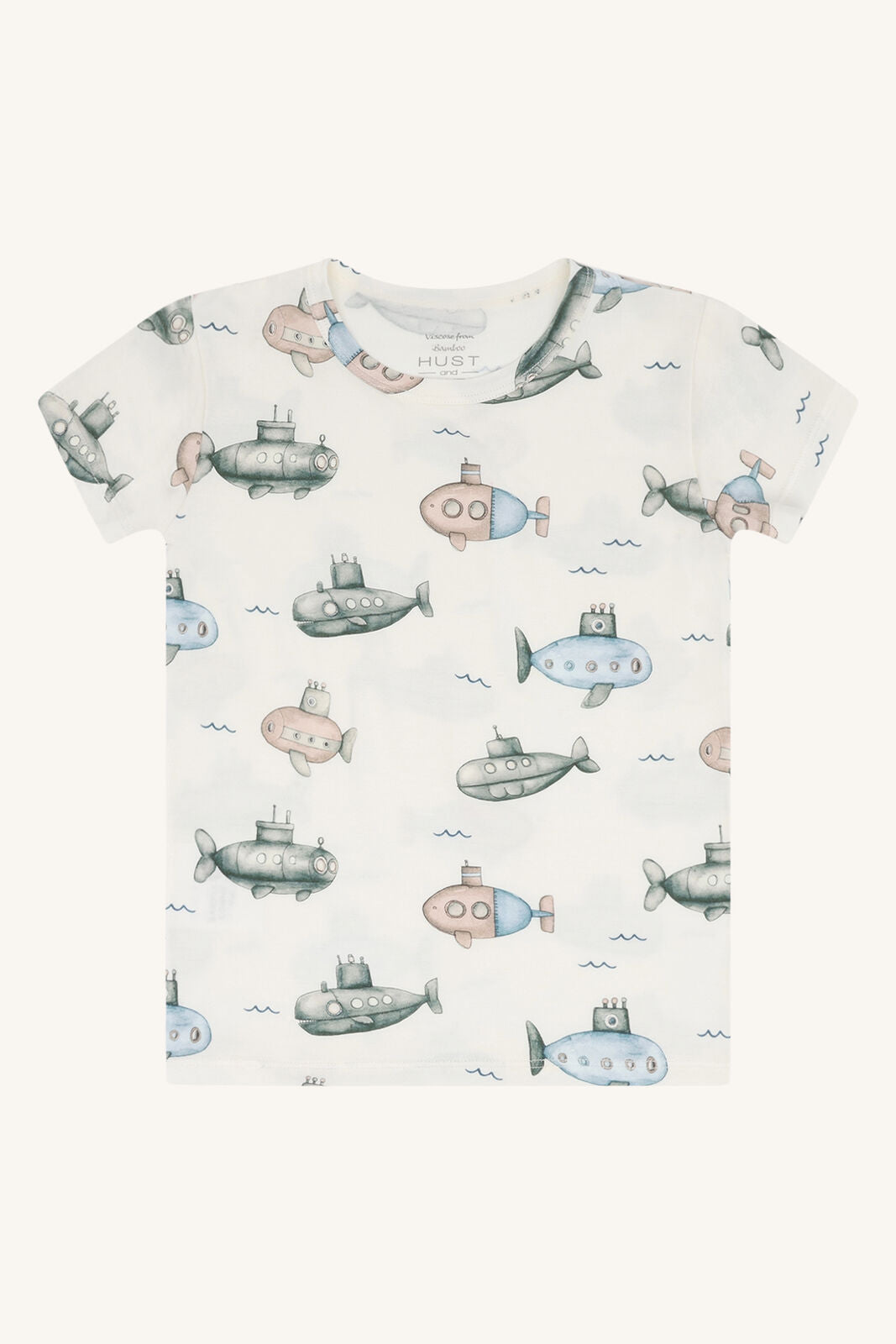 Austin Bambus T-Shirt von Hust&Claire mit U-Boot Print, Vorderansicht, Bärechind Winterthur, Zürich, Schweiz.