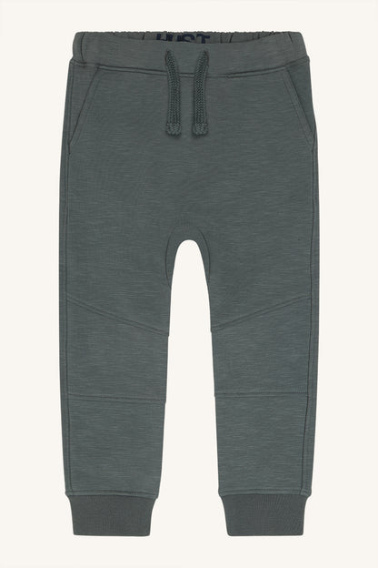 Hust&Claire Georg Jogginghose in Balsam Green, Vorderansicht