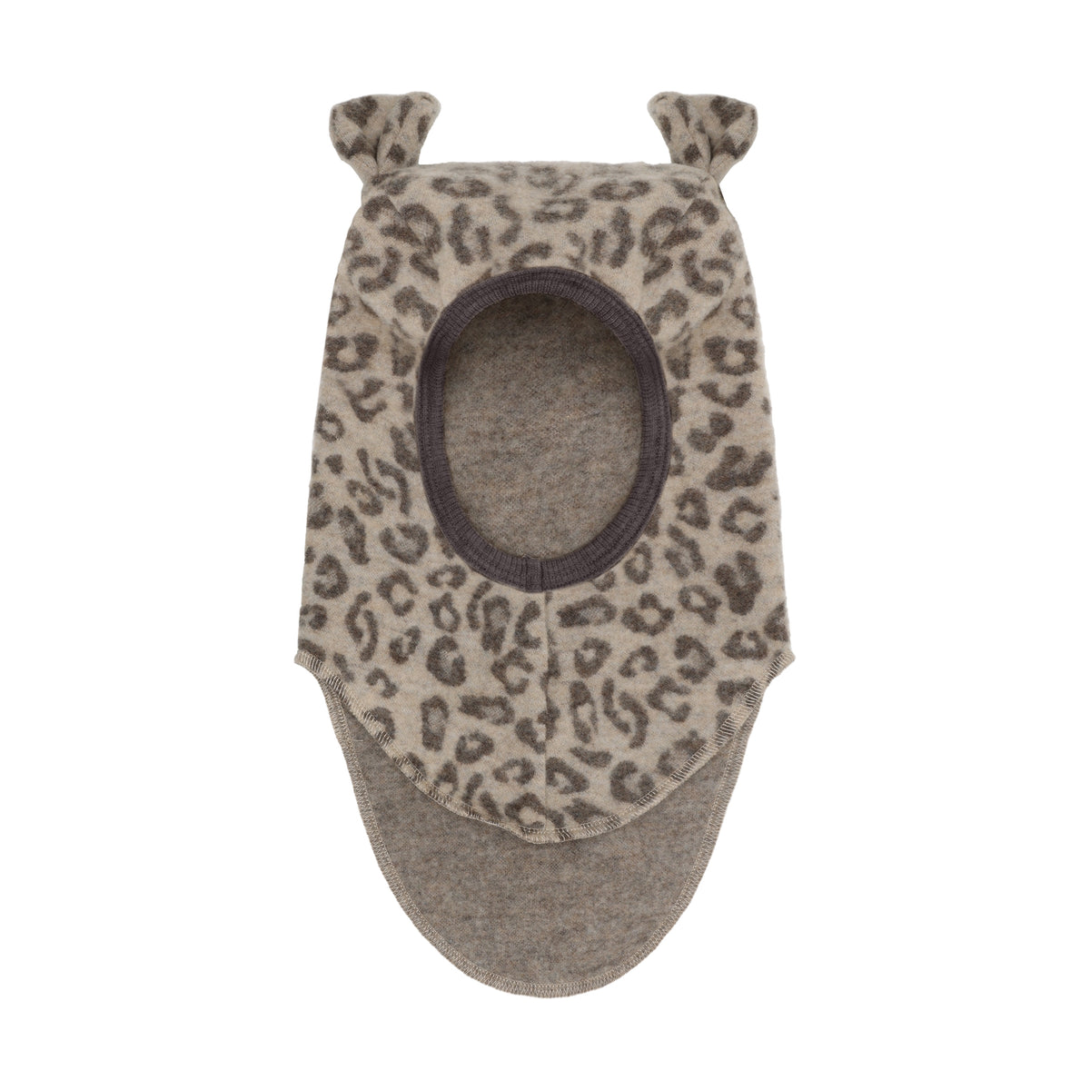 Seitenansicht der Merino Schlupfmütze mit Bärenohren und Leopardenprint