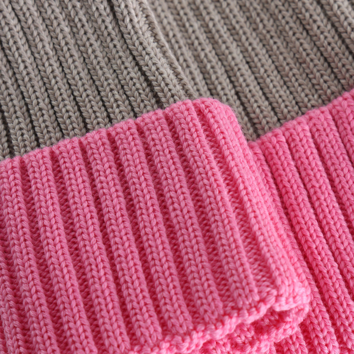 Detailansicht der Merino Strickmütze aus dem Bärechind Sortiment