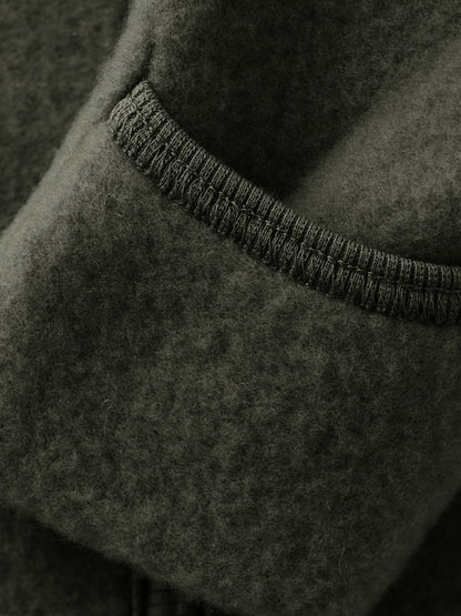 Detailansicht des Merino Wollfleece Overalls aus dem Bärechind Sortiment