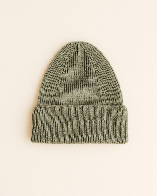 Hvid Fonzie Beanie in Artichoke Grün aus Merinowolle