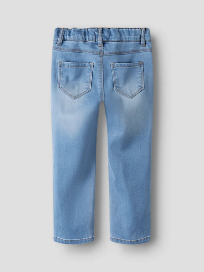  Rückansicht der NAME IT Kinder Jeans in hellblauer Waschung, im Bärechind Winterthur Zürich Schweiz erhältlich