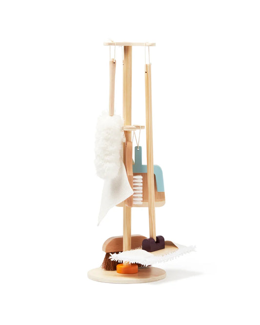 Kids Concept Kinder Putzset im Einsatz bei Bärechind kaufen in Winterthur, Zürich, Schweiz.