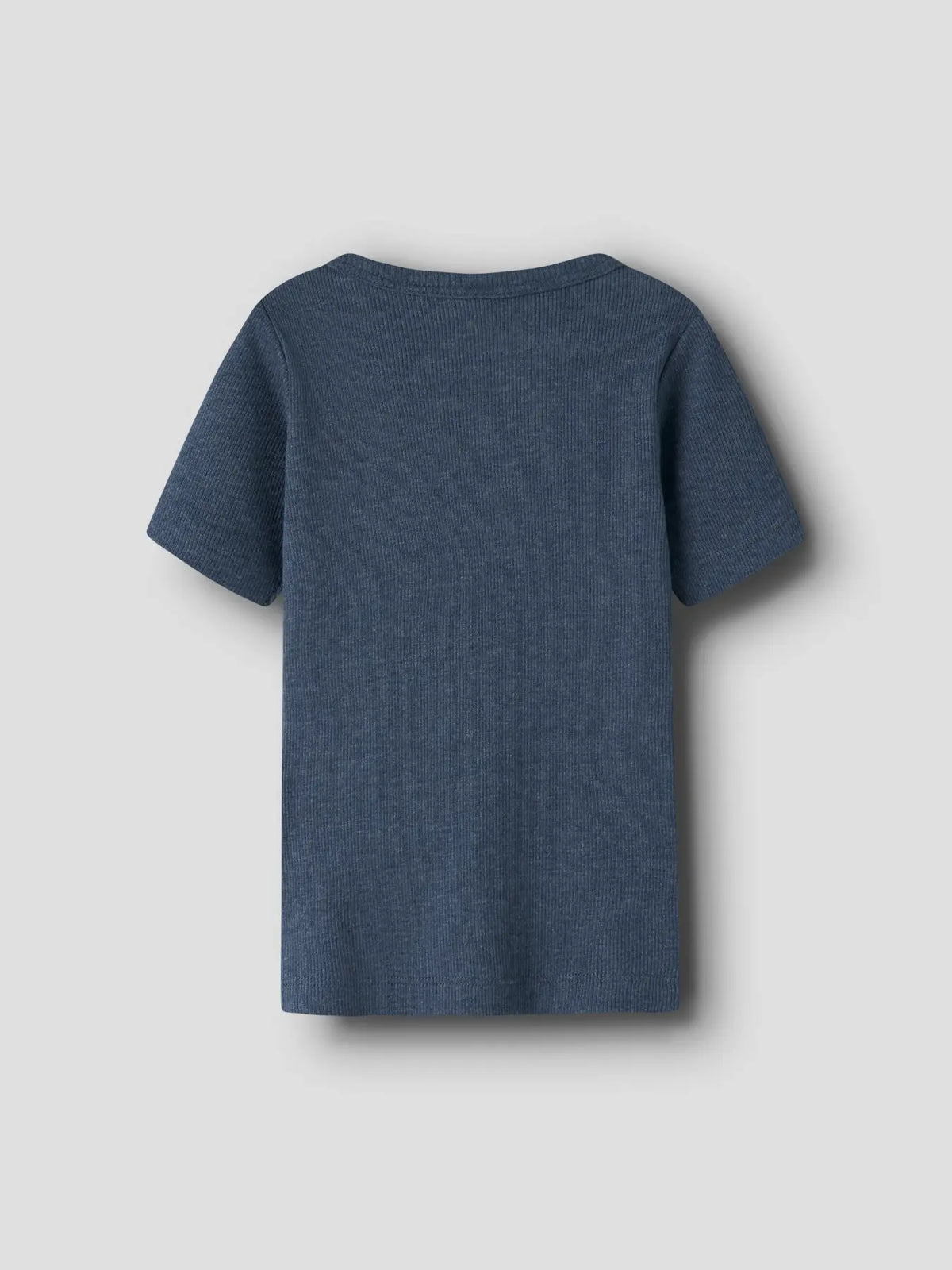 Dunkelblaues Kinder T-Shirt aus weicher Ripp Baumwolle, erhältlich bei Bärechind Winterthur Zürich Schweiz.