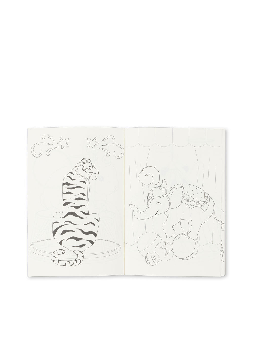 Schere und Lineal aus dem Bastelbox-Set