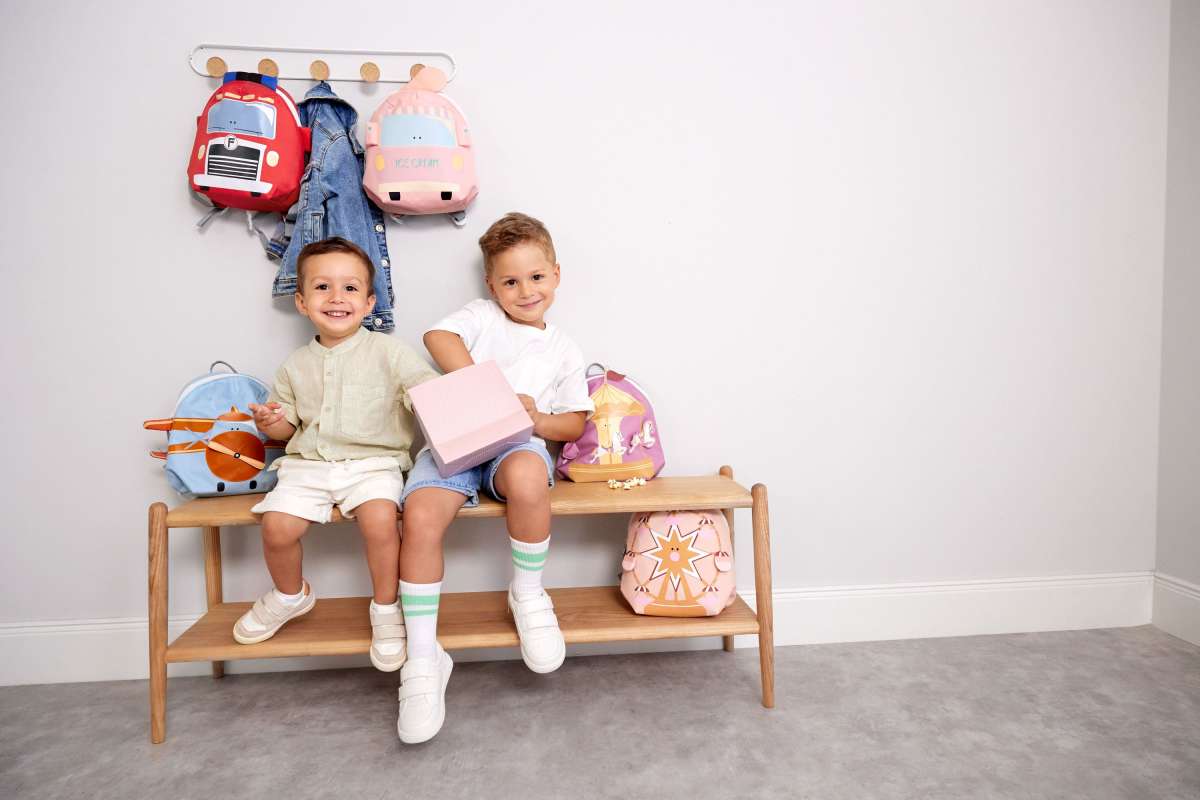 Innenfach des Lässig Kinderrucksacks Tiny Team Flugzeug mit Trinkflaschenhalter