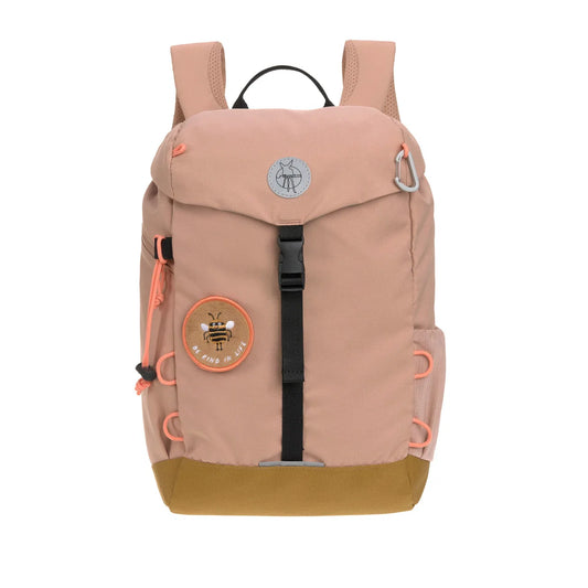 Lässig Wanderrucksack Kinder 14 Liter Nature Braun in der Vorderansicht, nachhaltiger Kinderrucksack für Waldkindergarten, Wanderungen und Ausflüge, im Bärechind Winterthur.
