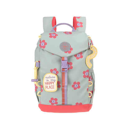 Lässig Wanderrucksack Kinder 9 Liter Happy Trails Blume in der Vorderansicht, idealer Rucksack für Wanderausflüge und die Waldspielgruppe, erhältlich im Bärechind Winterthur.