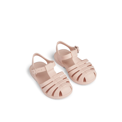 Liewood Kinder Sandalen aus flexiblem Kunststoff in rosa, Sommerschuhe für Kinder im Bärechind Winterthur Zürich Schweiz.