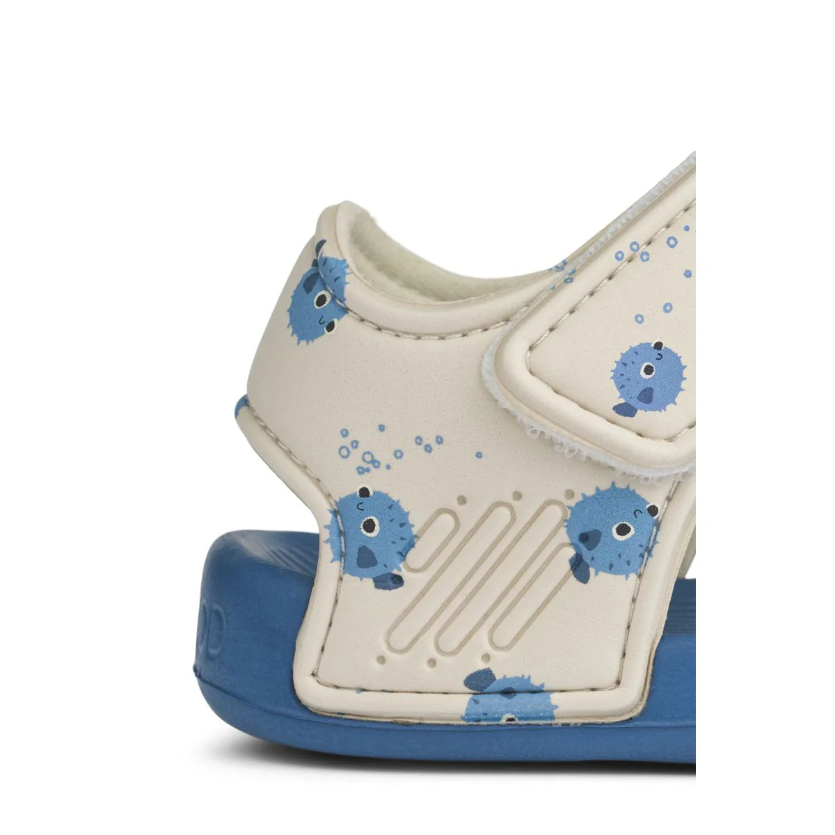 Detailansicht der Liewood Printed Sandalen mit Klettverschluss – nachhaltige Kinderschuhe im Bärechind Winterthur, Zürich, Schweiz.