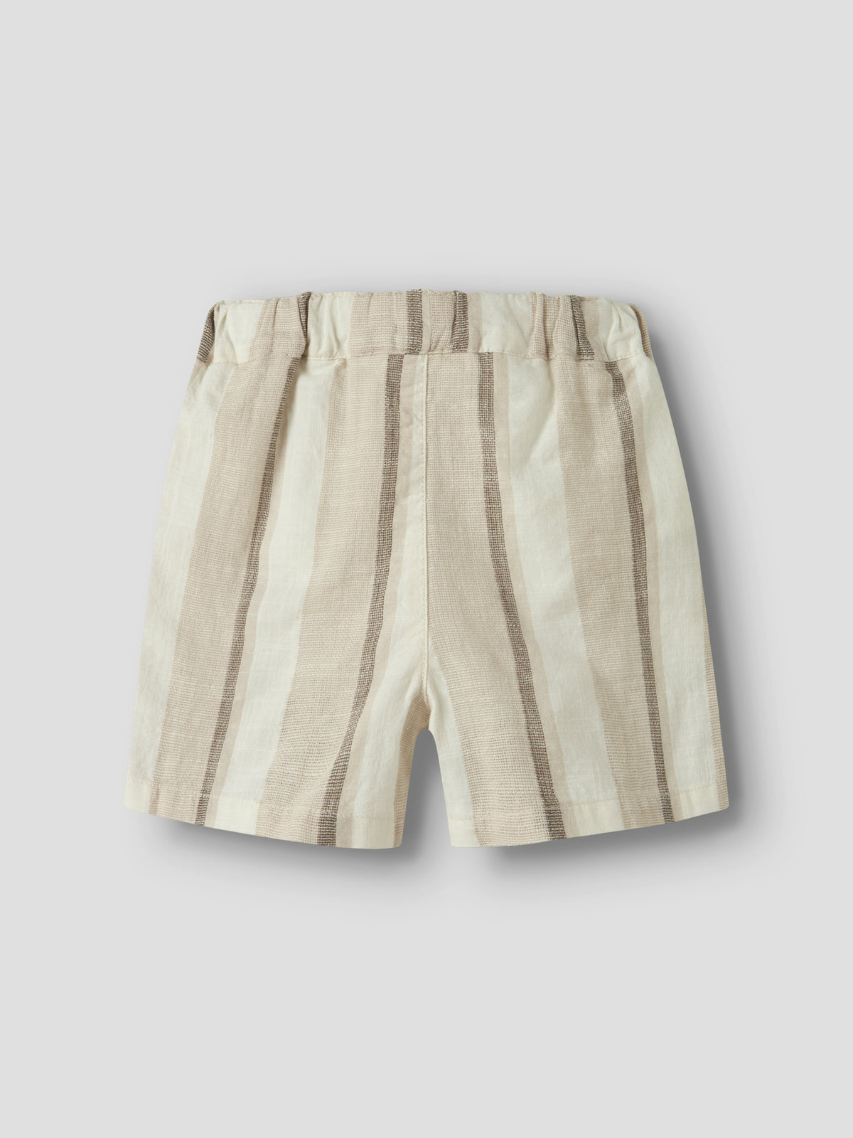 Rückansicht der Lil'Atelier Kinder Shorts mit Streifen bei Bärechind Winterthur, Zürich, Schweiz.