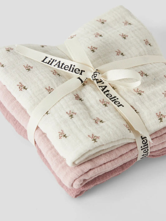 Lil’ Atelier Mulltücher aus Bio-Baumwolle im 3er Set in Rosa und Creme für Babys im Bärechind Winterthur