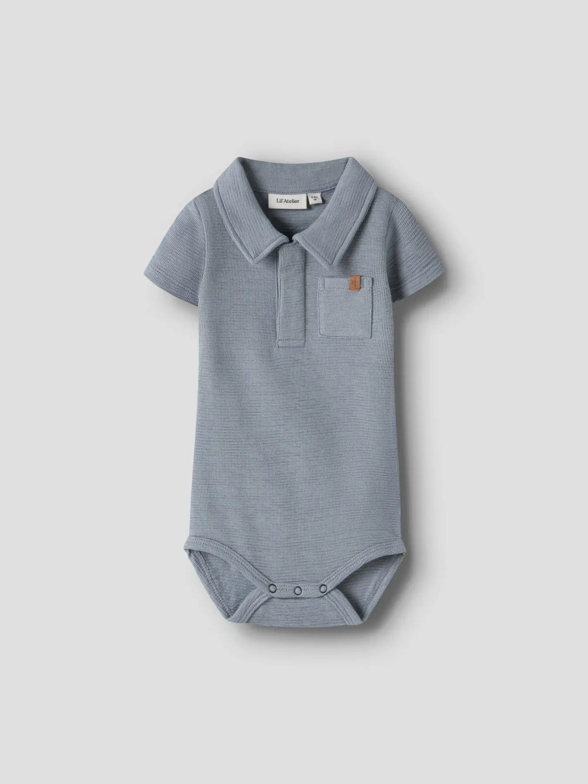 Baby Polo Body aus Baumwolle blau von Lil' Atelier zu kaufen im Bärechind Kinderladen Winterthur Zürich Schweiz