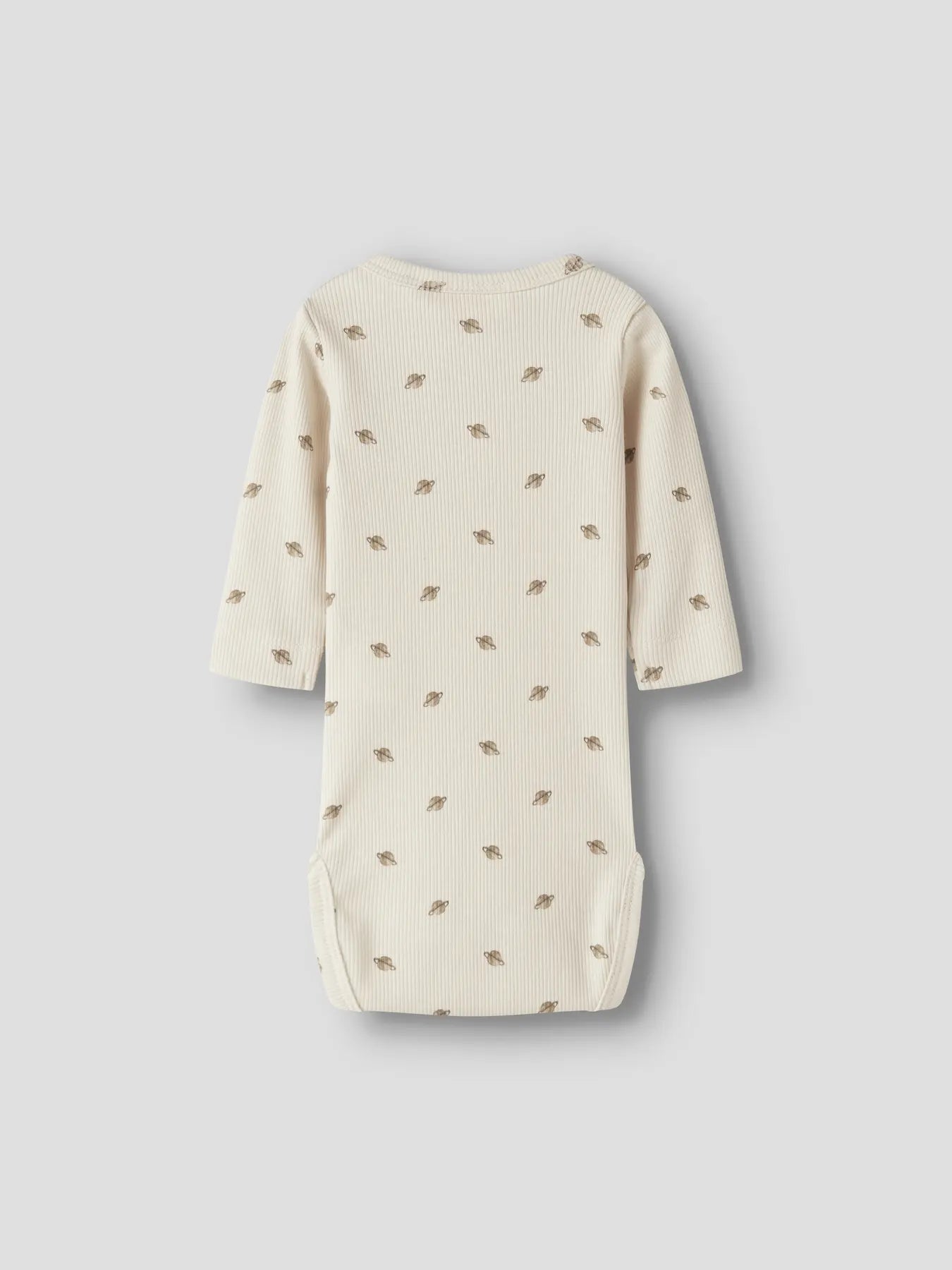 Rückseite des LIL' ATELIER Ripp Bodys aus Baumwolle und TENCEL™ Lyocell in Creme mit kleinem Planetenprint für Babys