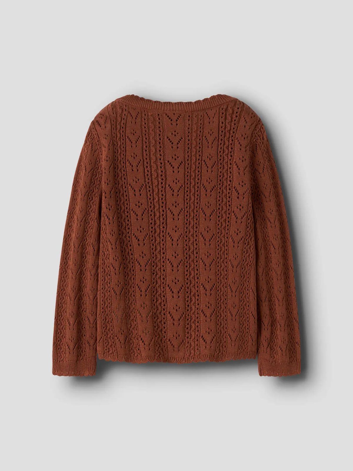 Rückansicht der Strickjacke mit Lochmuster von LIL'ATELIER bei Bärechind Winterthur Zürich Schweiz