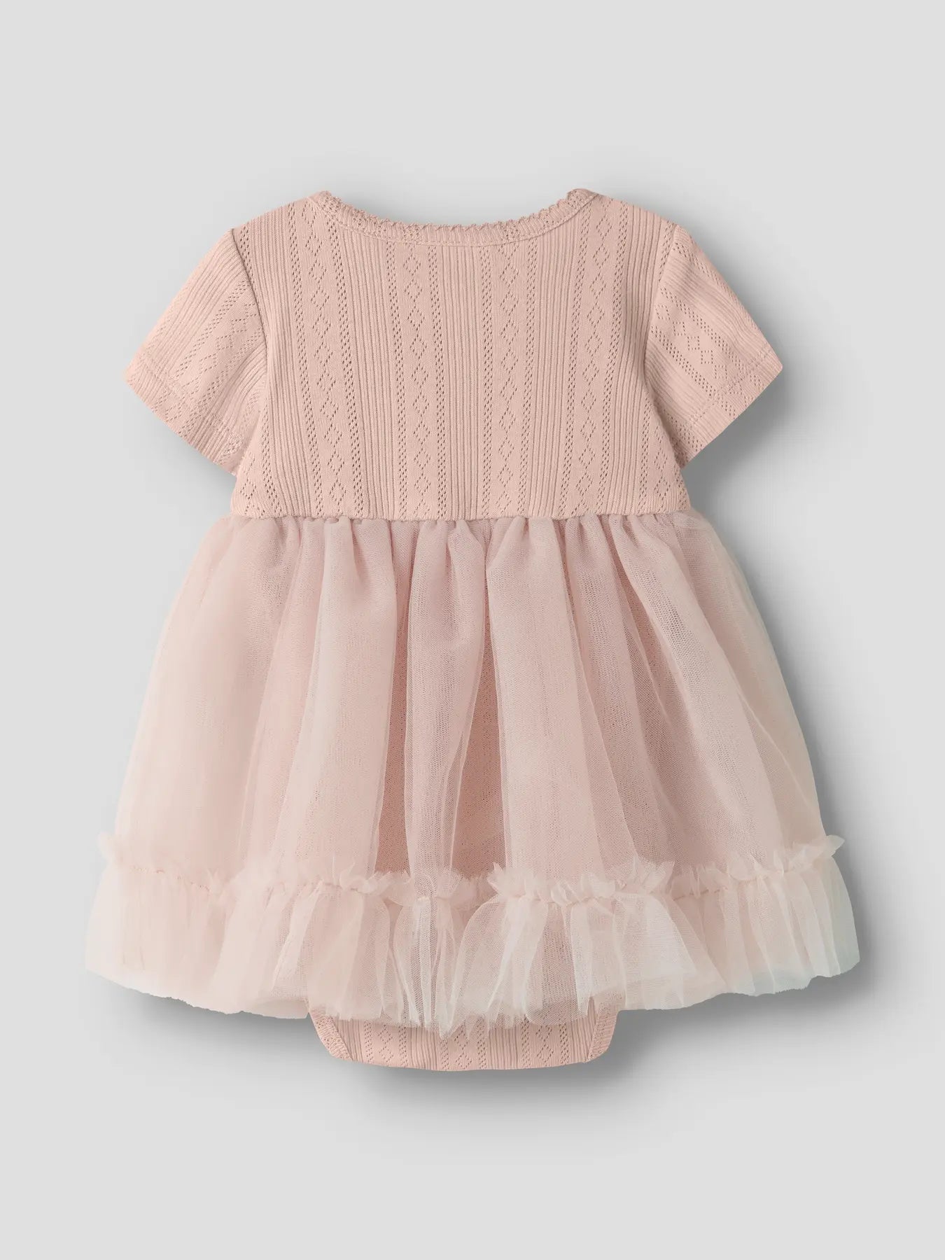 Baby Bodykleid in Rosa mit Tüll von Lil’Atelier, erhältlich im Bärechind in Winterthur, Zürich, Schweiz