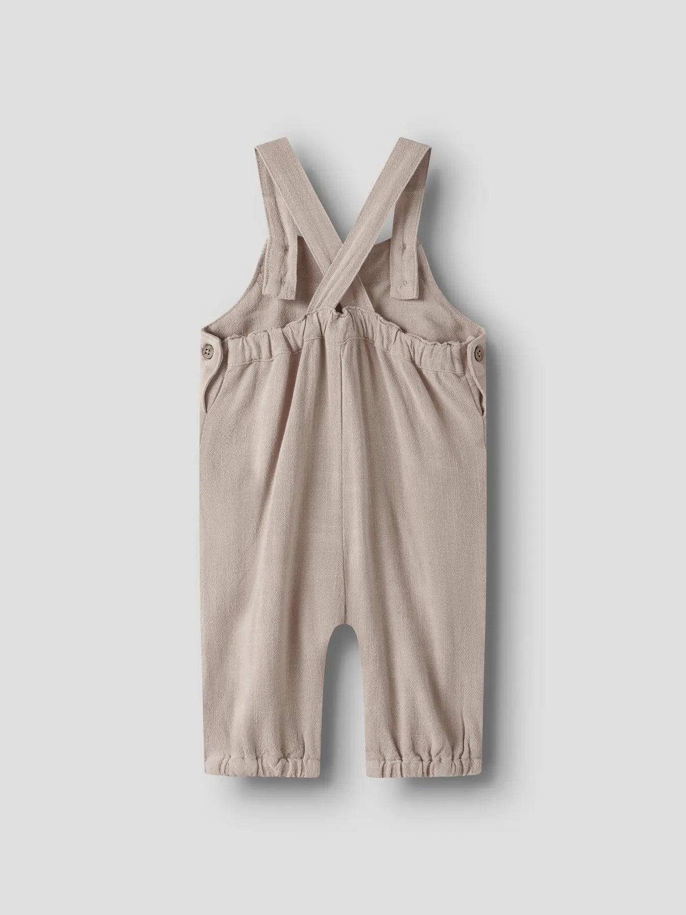 Beige Latzhose aus Viskose und Leinen von Lil’Atelier bei Bärechind in Winterthur, Zürich, Schweiz