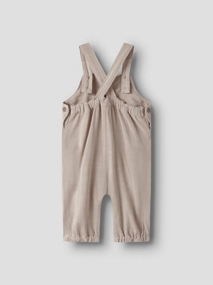 Beige Latzhose aus Viskose und Leinen von Lil’Atelier bei Bärechind in Winterthur, Zürich, Schweiz