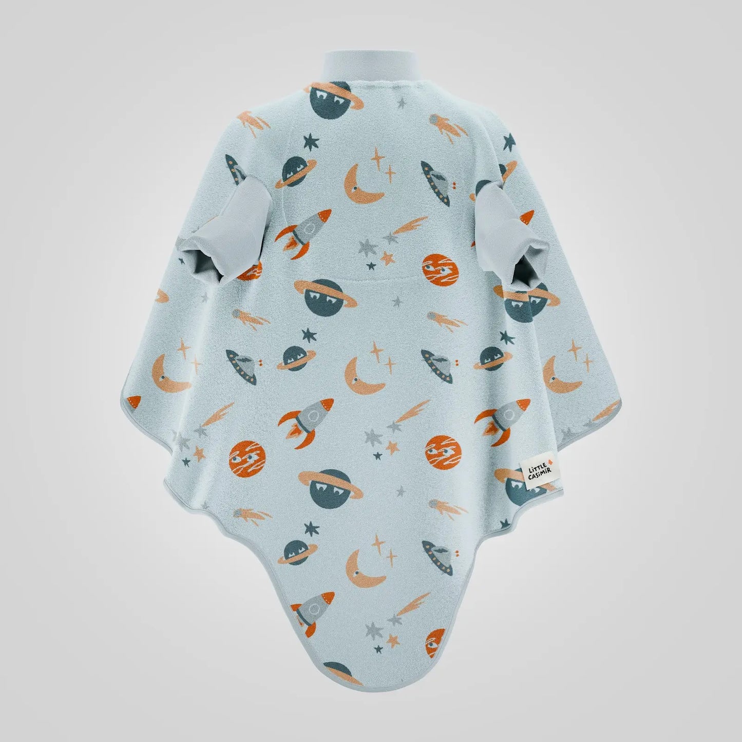 Little Casimir wasserdichtes Lätzchen Boo Special Edition Cosmic 2.0 mit Weltraum-Motiv und Ärmeln für Babys und Kleinkinder, erhältlich im Bärechind Winterthur