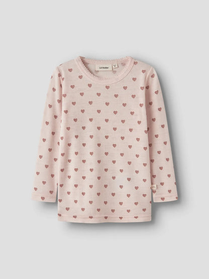 Merino Langarmshirt mit Herzchenprint in Morganite, Vorderansicht