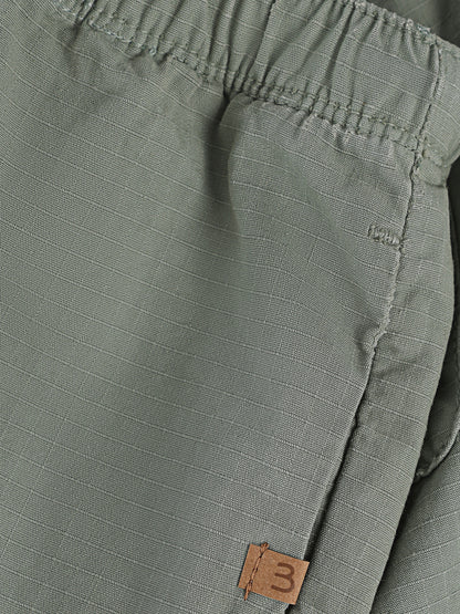 Detail Kinderhose aus Ribstop Baumwolle von Minymo im Bärechind Kinderladen Winterthur Zürich Schweiz