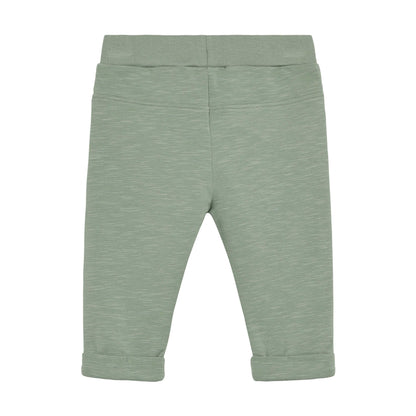 Rückansicht der grünen MINYMO Sweat Hose für Babys und Kleinkinder, Kinderladen Bärechind Winterthur Schweiz