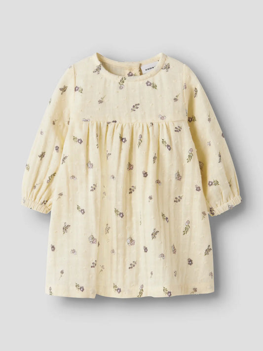 Hellgelbes Musselin-Kleid mit Print für Babys und Kinder von name it im Bärechind Winterthur Zürich Schweiz