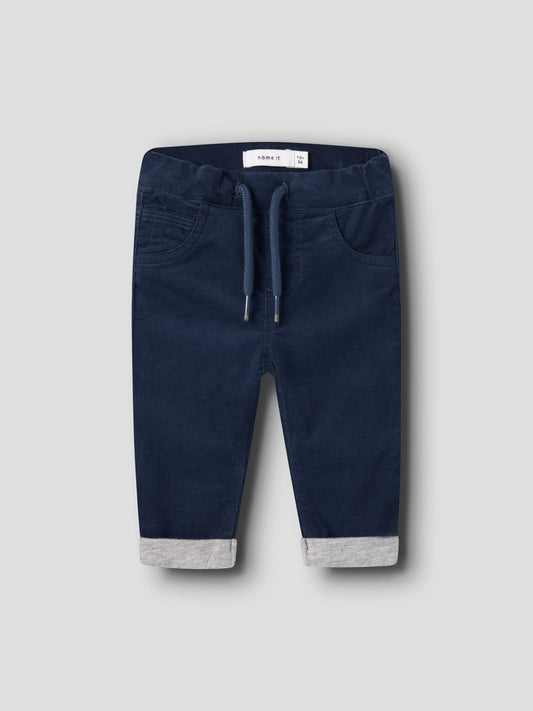 Weicher Cordstoff Babyhose von NAME IT bei Bärechind Winterthur Zürich Schweiz kaufen