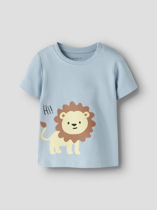 Name It Kinder T-Shirt in Hellblau mit Löwenmotiv auf der Vorderseite im Bärechind Winterthur