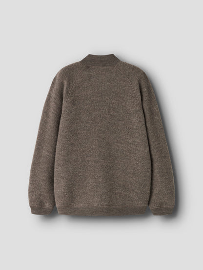Rückansicht der Name It Wollfleece Jacke in Morel aus 100% Wolle für Kinder