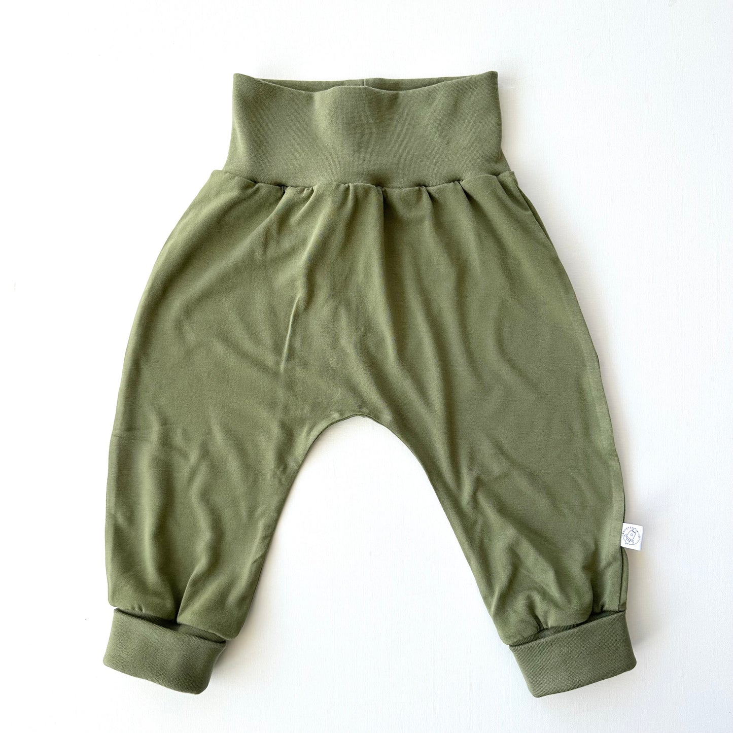 Bambus Hose olive flachliegend Bärechind Winterthur Zürich Schweiz kaufen