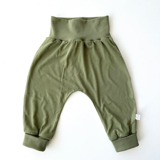 Bambus Hose olive flachliegend Bärechind Winterthur Zürich Schweiz kaufen