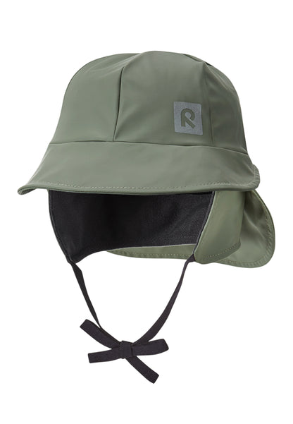 Rückansicht des Reima Regenhut Rainy Greyish Green mit langer Nackenkrempe