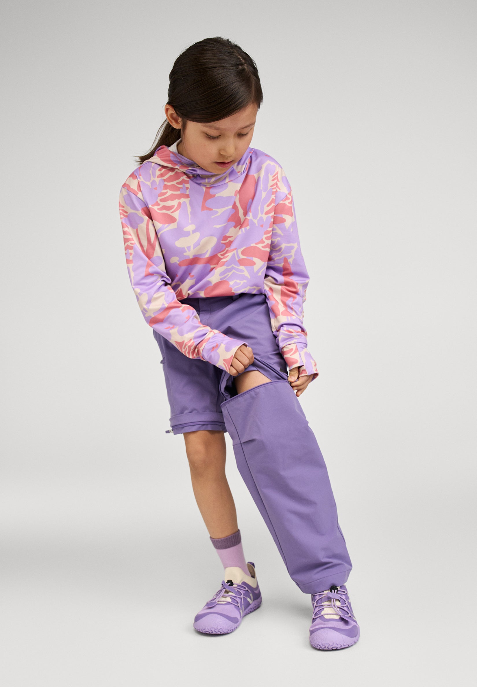 Detail der Reima BugProof Technologie an der Surina Kinderhose